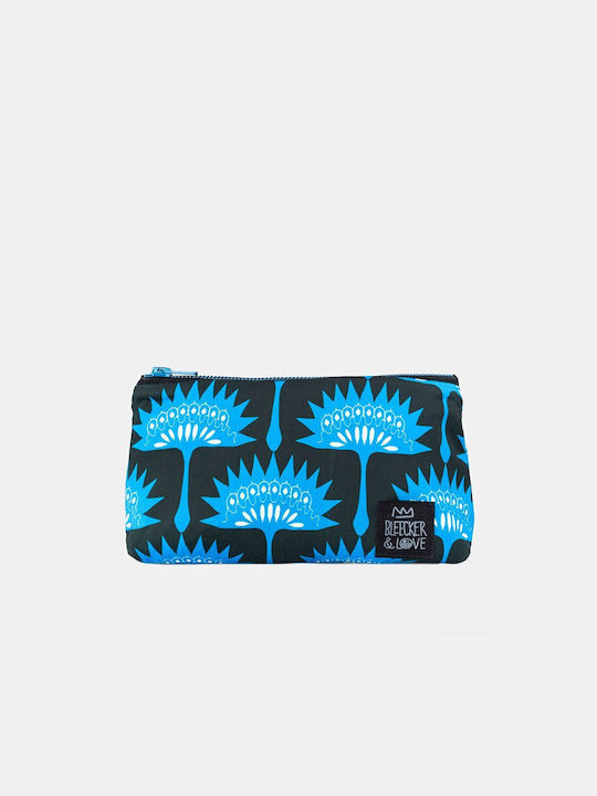 Bleecker & Love Toiletry Bag Erica in Blue color