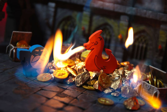 Board Game Keep the Heroes Out for 1-4 Players Ages 10+ (EN) Vesuvius Media