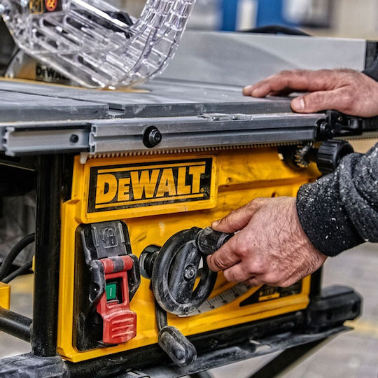 Dewalt Bench Saw 1800W, Cutting Disc Diameter 250mm & Cutting Speed 4800rpm DWE7492