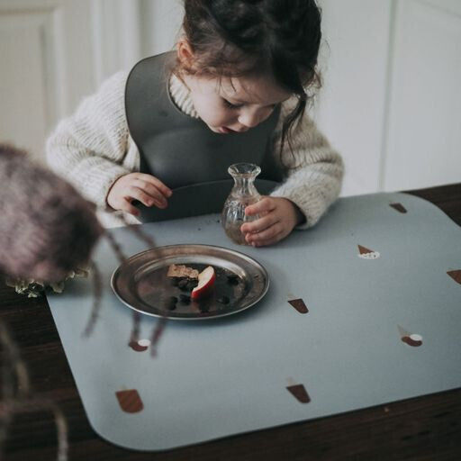 Noui Noui Αδιάβροχη Σαλιάρα Σιλικόνης με Κουμπί με Τσέπη Dusty Olive για 4 m+