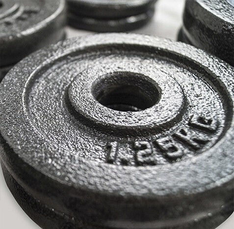 Zeus Αλτήρες Σετ με Μπάρα Συνολικού Βάρους 20kg σε Βαλιτσάκι