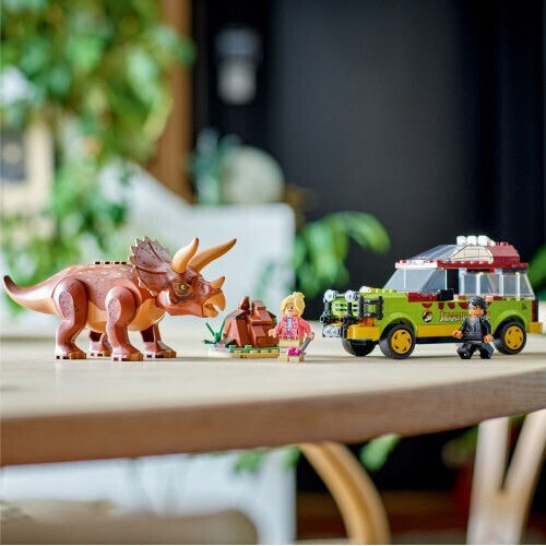 LEGO Jurassic World 30th Anniversary Triceratops Research for Ages 8+ 281 Pieces