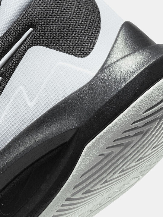 Precision 6 Low Basketball Shoes Black / White