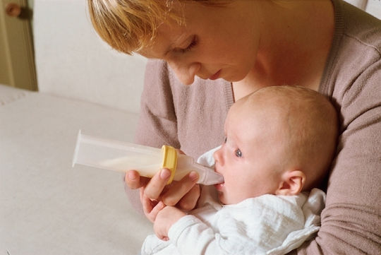 Medela Plastic Baby Bottle Special Needs Feeder Anti-Colic with Silicone Nipple for 0+, 0+ m, months 150ml