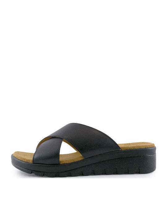 Women's Flat Sandals in Black Color