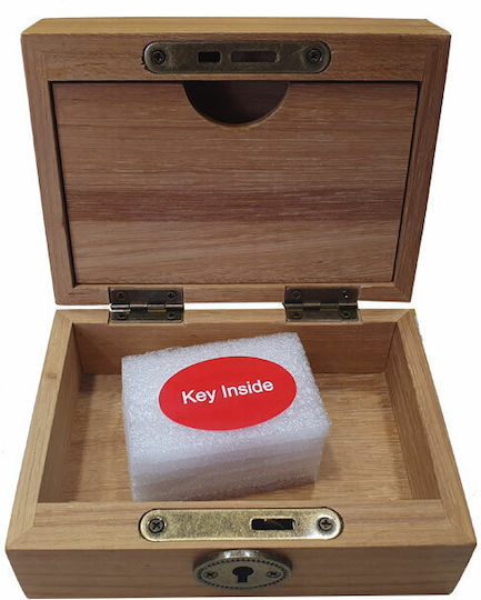 Dekorative Box Hölzernes 13x9x6.5cm