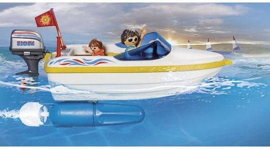 Playmobil Family Fun Pick-Up with Speedboat for 4-10 years old