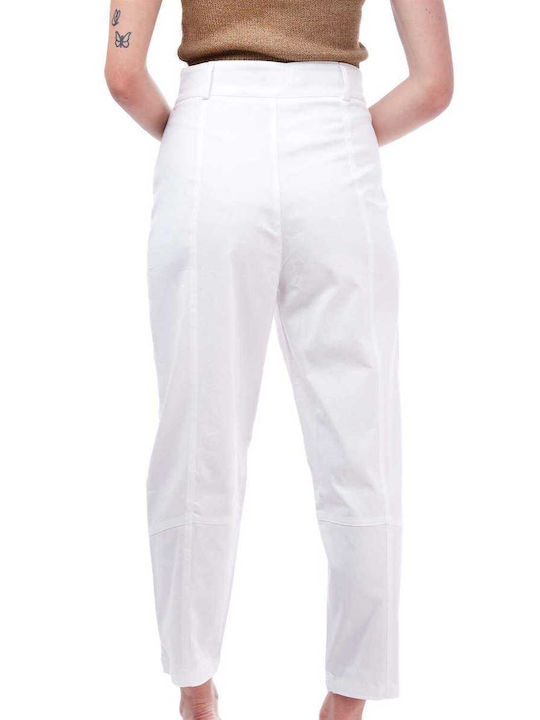 MY T Women's Fabric Capri Trousers White