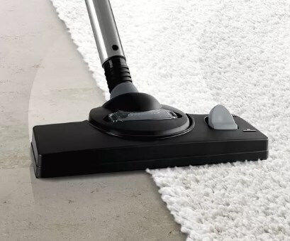 Bosch Staubsauger Flüssigkeiten / Feststoffe 2100W mit Kunststoff Behälter 5Es