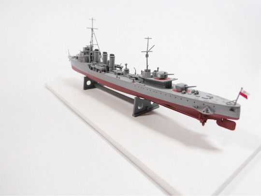 Mirage Modeling Figure Ship Gray in Scale 1:400 with Glue and Paints