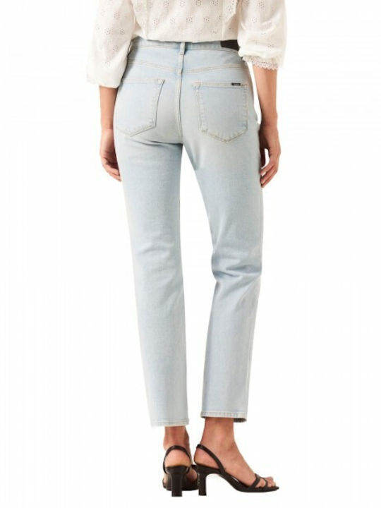 Garcia Women's Jean Trousers in Straight Line