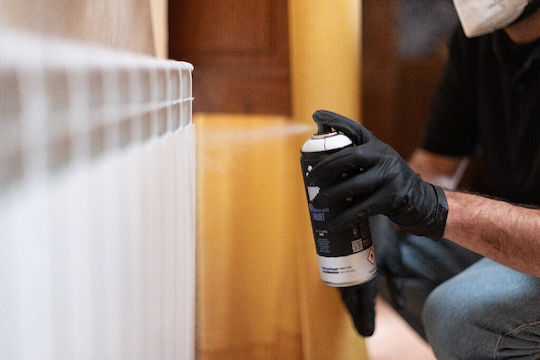 Montana Colors Σπρέι Βαφής Radiator Paint Υψηλής Θερμοκρασίας με Σατινέ Εφέ Μπεζ 400ml