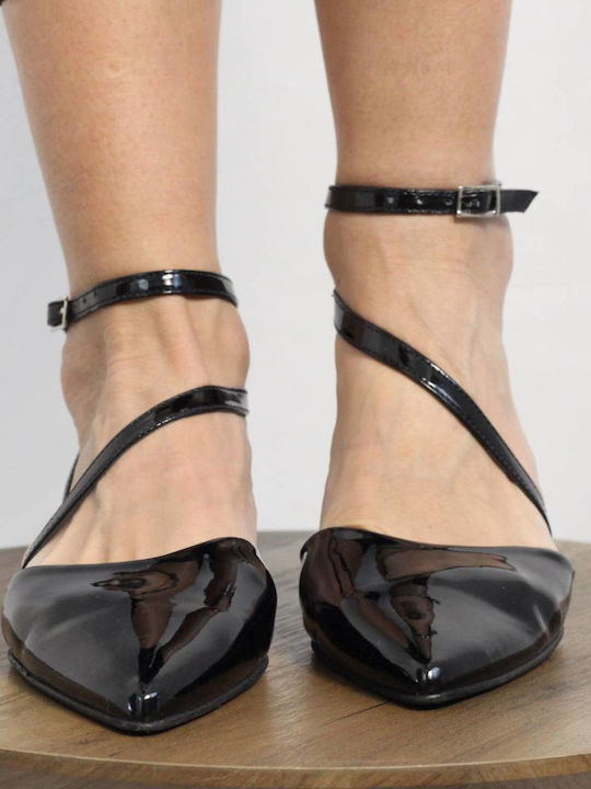 Patent Leather Pointy Ballerinas With strap Black