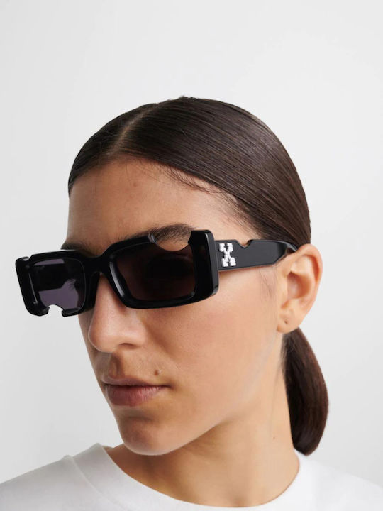 Off White Cady Ochelari de soare cu Negru Rame din plastic Cadru și Negru Lentilă OERI006C99PLA001-1007