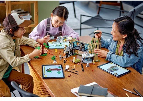 LEGO Star Wars Yavin 4 Rebel Base For 8+ Years