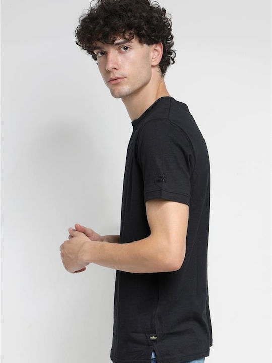 T-Shirt Schwarz