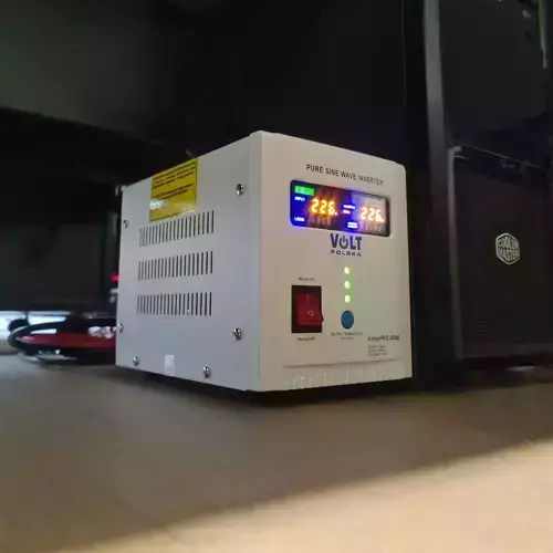Volt Polska SINUS PRO 500 E Wechselrichter 350W 12V 3SP050012E