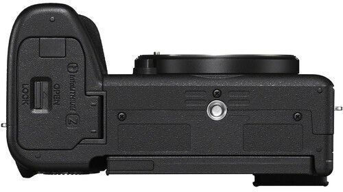 Sony a6700 Mirrorless Camera Kit (E 18-135mm F3.5-5.6 OSS) Black