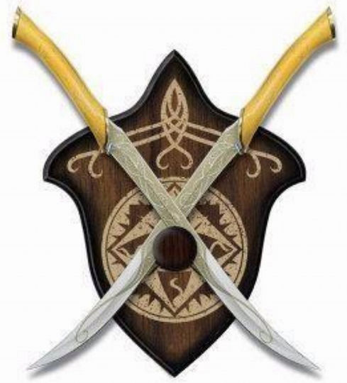 United Cutlery Lord of the Rings Fighting Knives of Legolas Replica Item Length 56.83cm in Scale 1:1