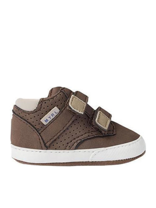Mayoral Βρεφικά Sneakers Αγκαλιάς