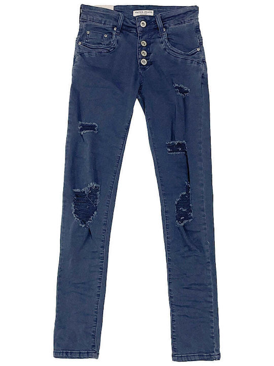 Damenjeans mit Rissen