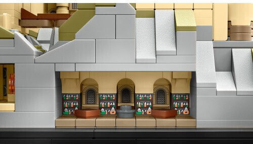 LEGO Castle Hogwarts Castle And Grounds για 18+ Ετών