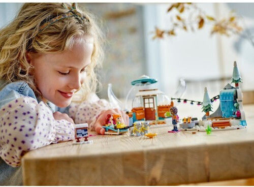 LEGO Friends Igloo Holiday Adventure για 8+ Ετών