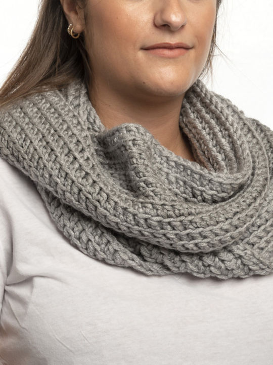 Philio Women's Knitted Neck Warmer Gray