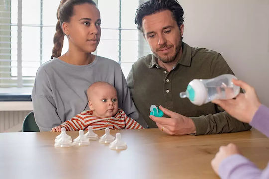 Philips Plastic Baby Bottle Airfree Anti-colic with Silicone Teat for 3-6 Months 260ml