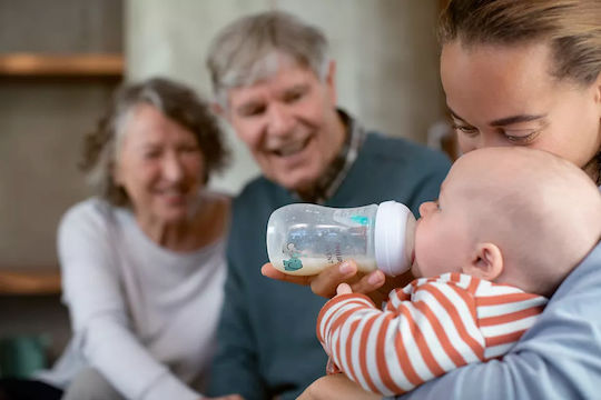 Philips Plastic Baby Bottle Anti-colic with Silicone Teat for 3-6 Months 260ml