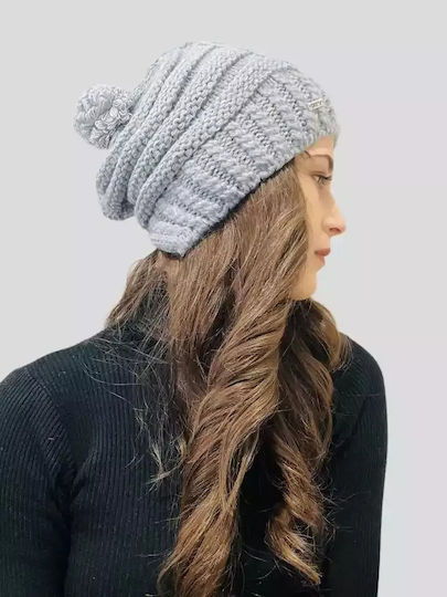 Pom Pom Beanie Beanie Knitted in Gray color