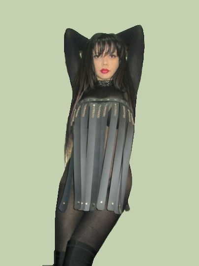 BDSM2002168