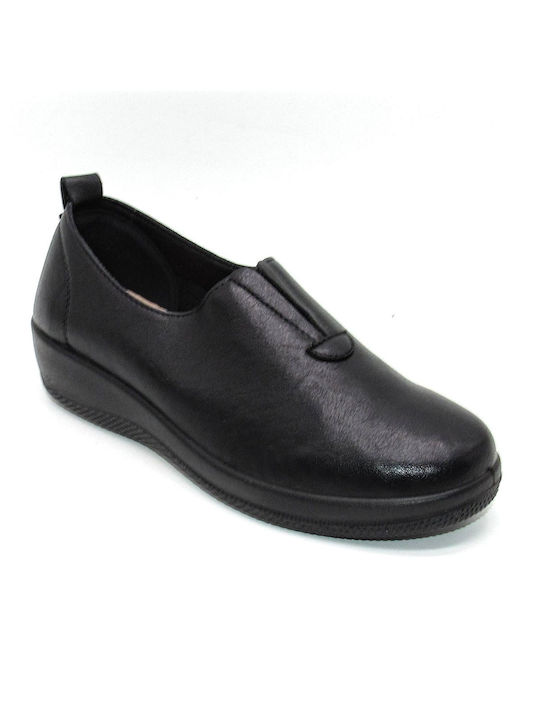 Moenia Jim Women's Loafers in Black Color