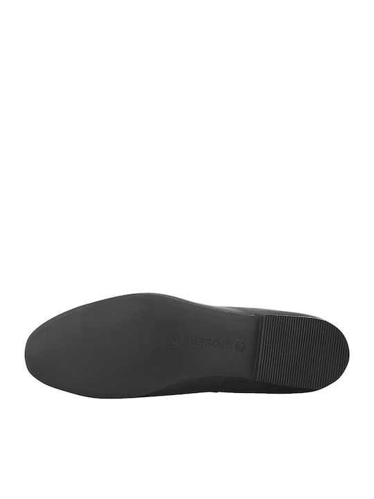 Women's Moccasins in Black Color