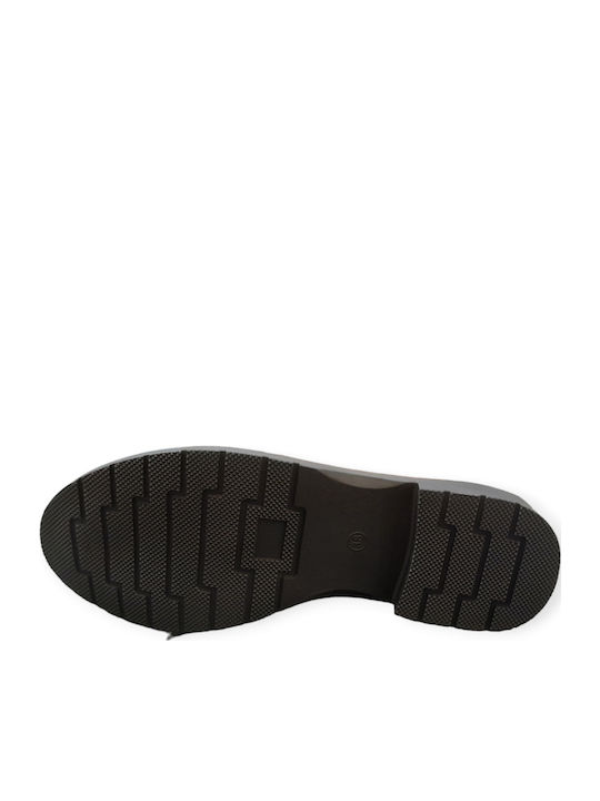 Women's Moccasins in Brown Color