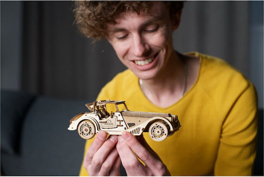 Ugears Holz-Bauspielzeug