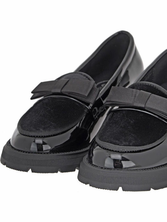 Girls Patent Leather Moccasins Black