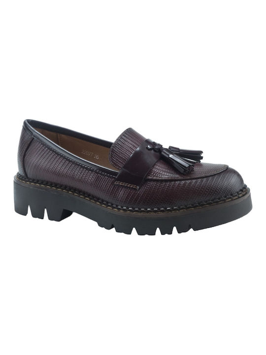 Via Dos Women's Moccasins in Burgundy Color