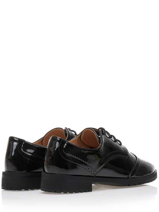 Γυναικεία Oxfords από Λουστρίνι σε Μαύρο Χρώμα