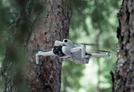 DJI Mini 4 Pro Drone Fly More Combo 5.8 GHz with Camera 4K 60fps and Controller