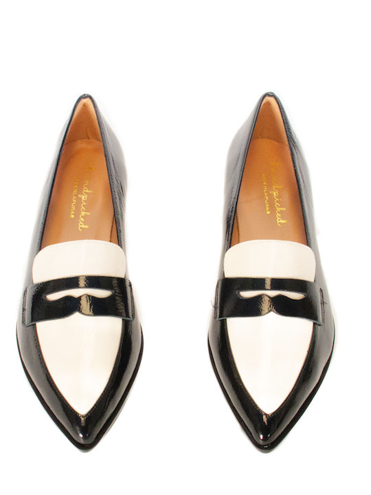 Patent Leather Women's Moccasins in Beige Color