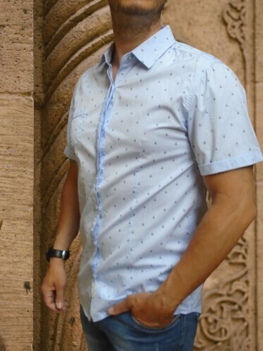 Men's short-sleeved blue shirt with pattern