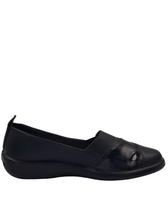 B-Soft Women's Moccasins in Black Color