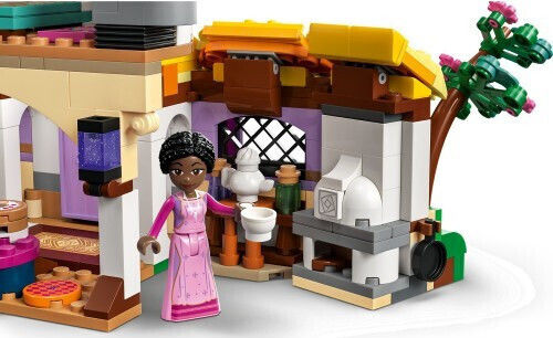 LEGO Disney Asha's Cottage Pentru 7+ Ani
