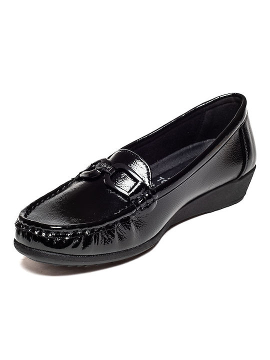 Soft & Flex Patent Leather Women's Moccasins in Black Color