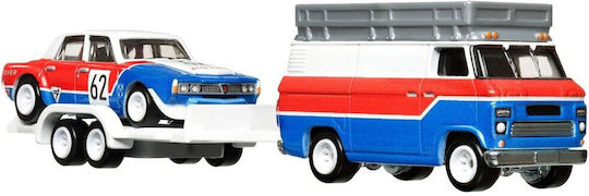 Hot Wheels Premium Team Transport Σετ με Φορτηγό '70 Rover P6 Group 2 1:64 για 3+ Ετών