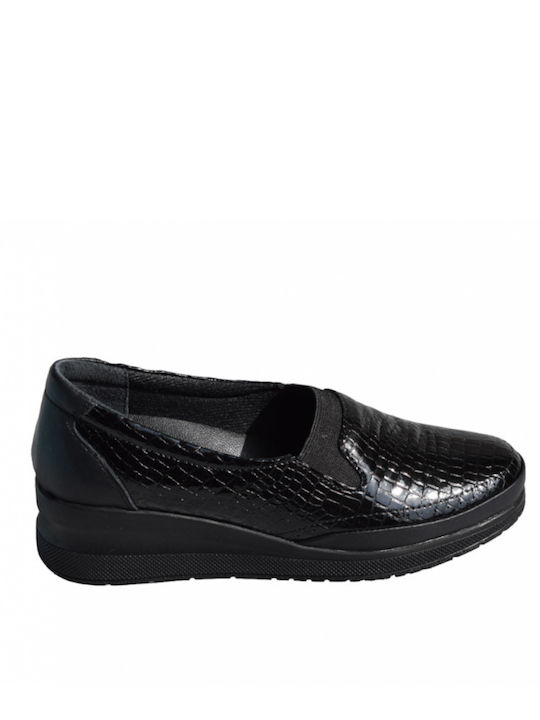 Pace Comfort Leather Women's Moccasins in Black Color