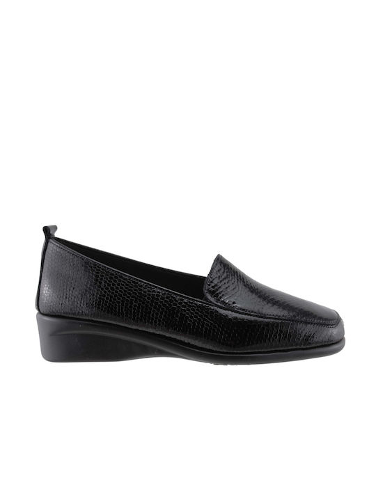 Pupilo Leather Women's Moccasins in Black Color