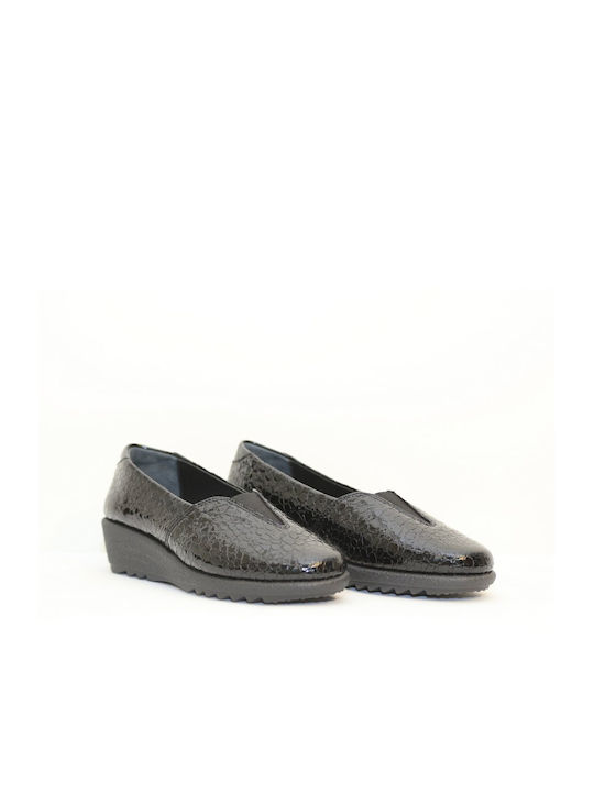 Relax Anatomic Leather Women's Loafers in Black Color