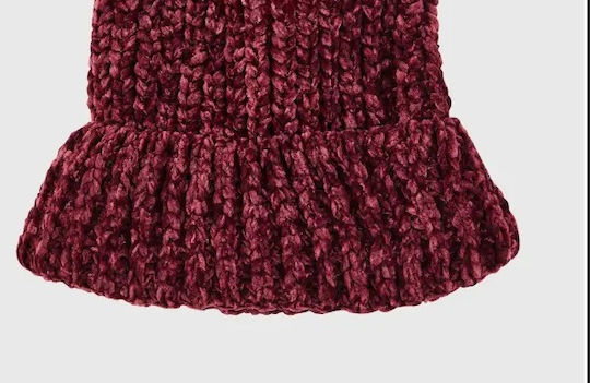 Pom Pom Beanie Beanie Knitted in Burgundy color
